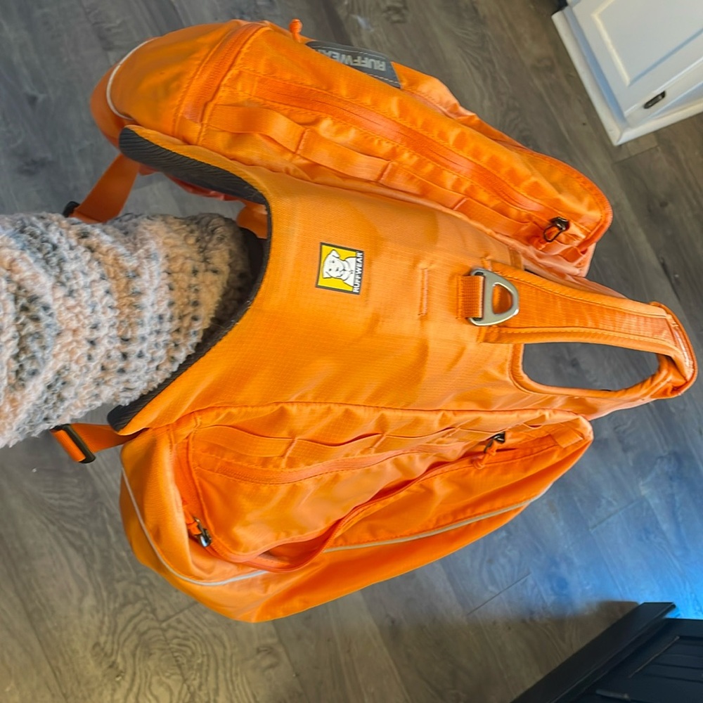 L/XL dog hiking pack ruffwear